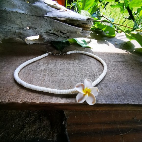 Puka Shell and Plumeria Flower Necklace - Picture 3 of 15